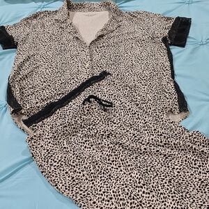 EUC-Victoria's Secret Leopard Patterned Pj Set